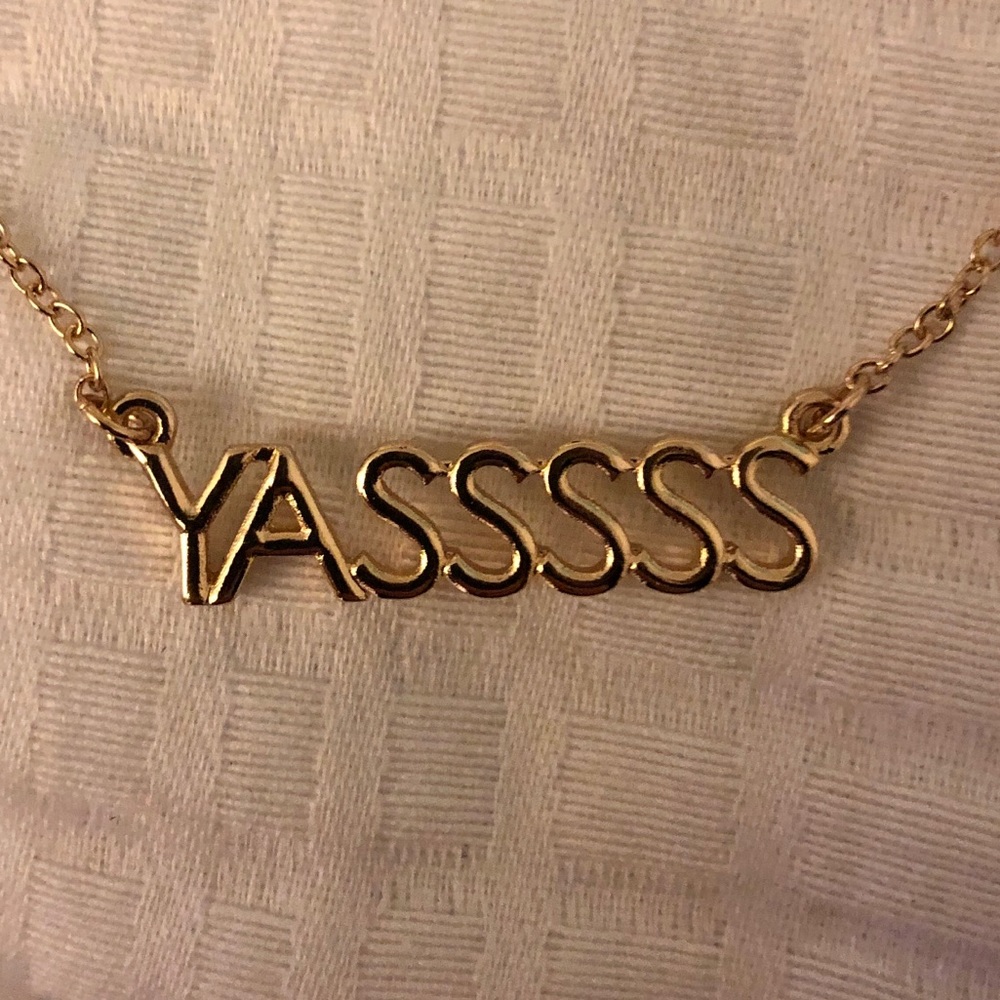 New Yasssss Gold Necklace